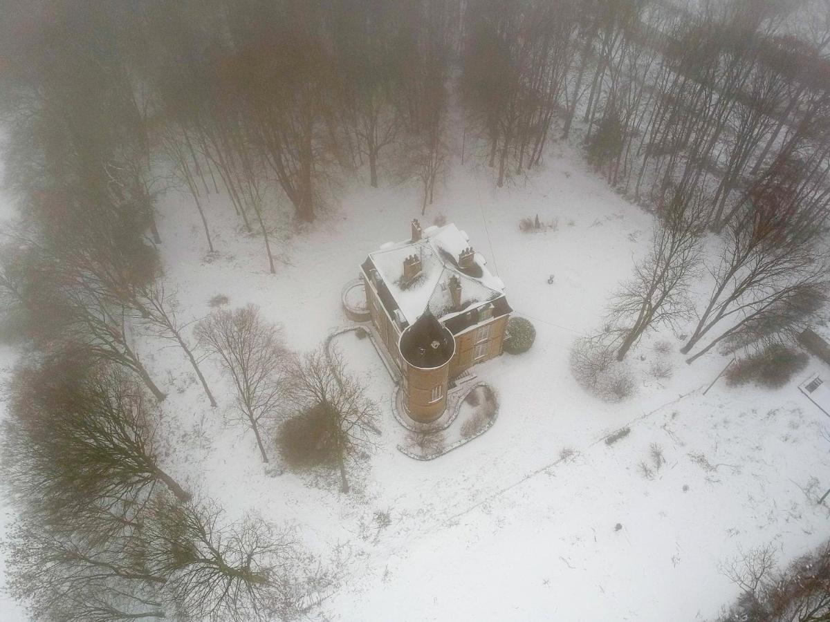 Private Castle With Park - Chateau Guillermo La Moncelle Exteriér fotografie